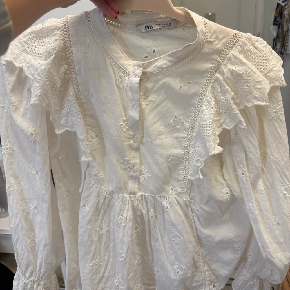 Zara white Embroidered Top
